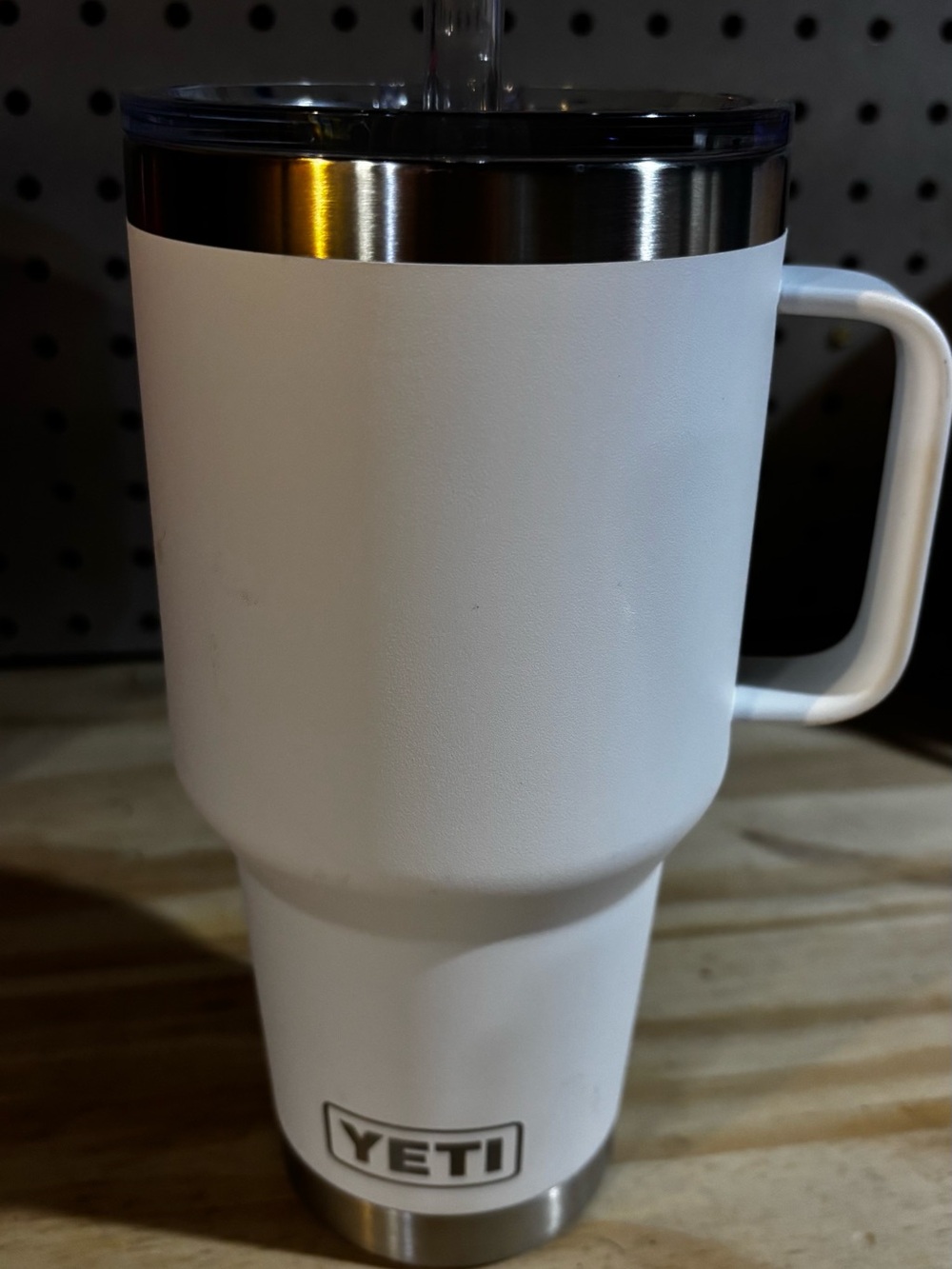Yeti White Insulated Travel Tumbler with Handle and Clear Lid